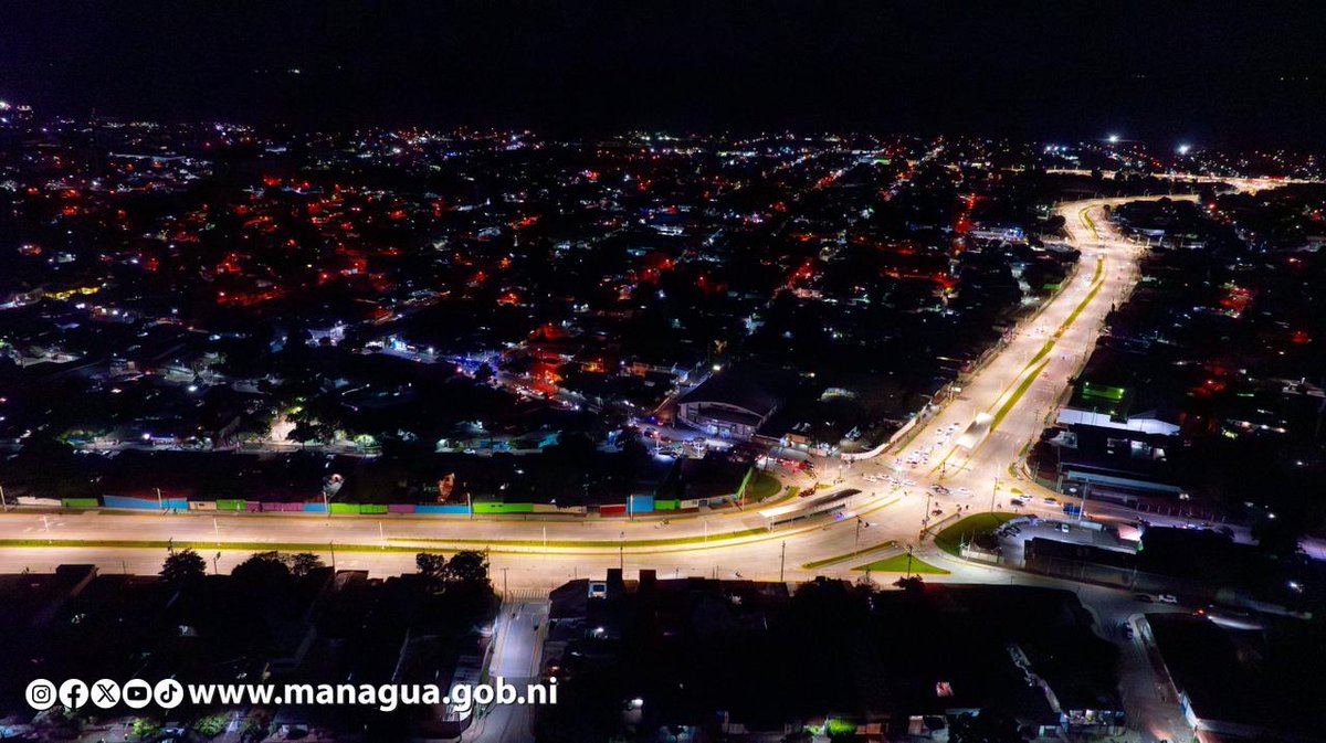 13JulioUNANMGA's tweet photo. Imágenes de la inauguración del tramo IV de la pista Héroes de la Insurrección

#SomosUNAN
#ManaguaSandinista
#MásyMásVictorias https://t.co/8jrCQF2kx6