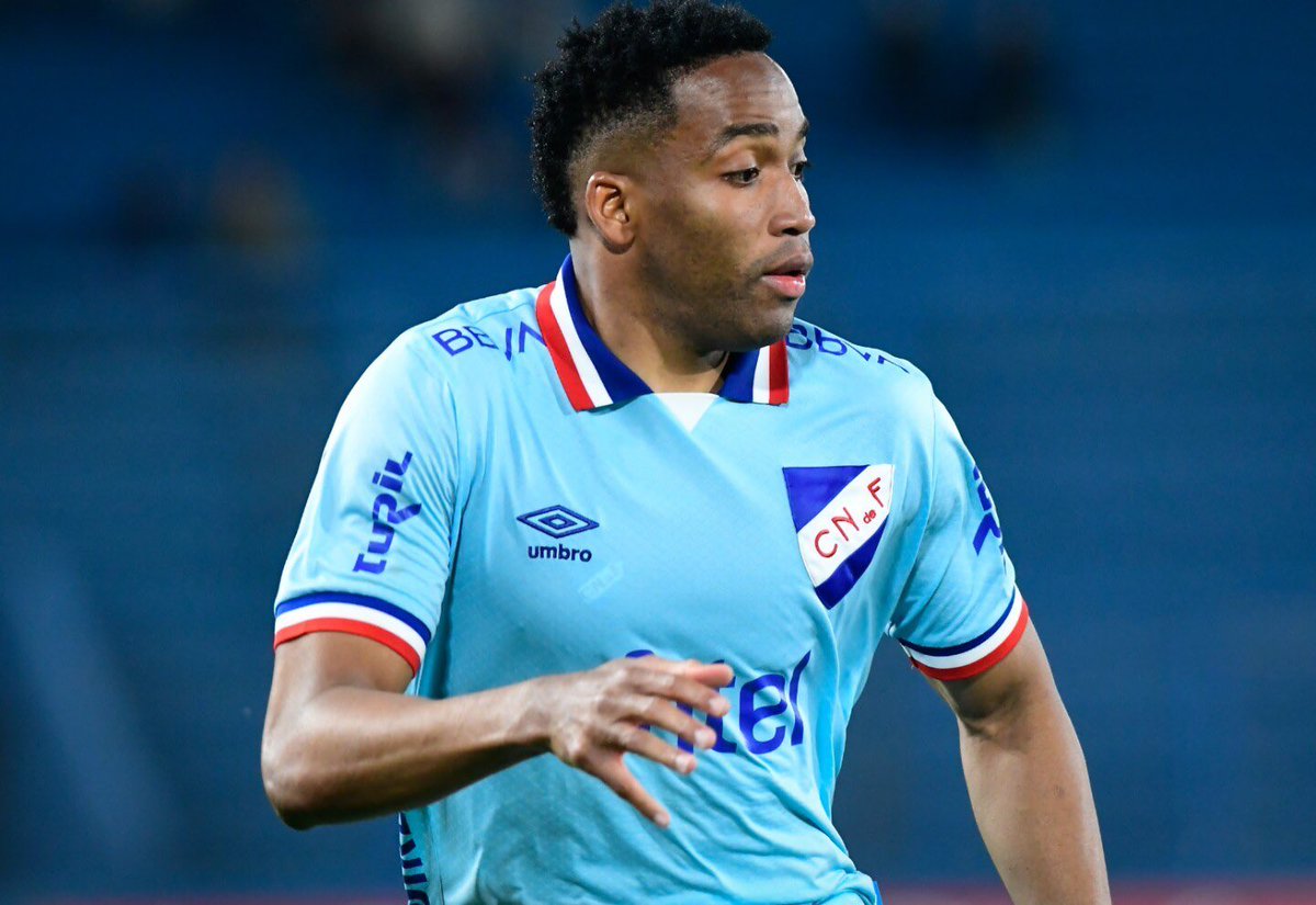 🚨Hayen Palacios es nuevo refuerzo del DIM. 
*️⃣Viaja esta noche y mañana se hace la revisión médica: préstamo hasta junio desde Paranaense, sin opción de compra.