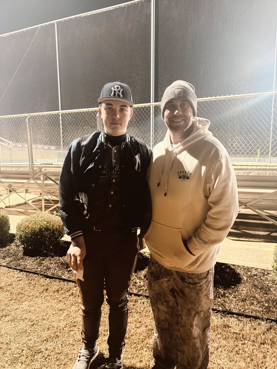 J.R. Lee tweet media