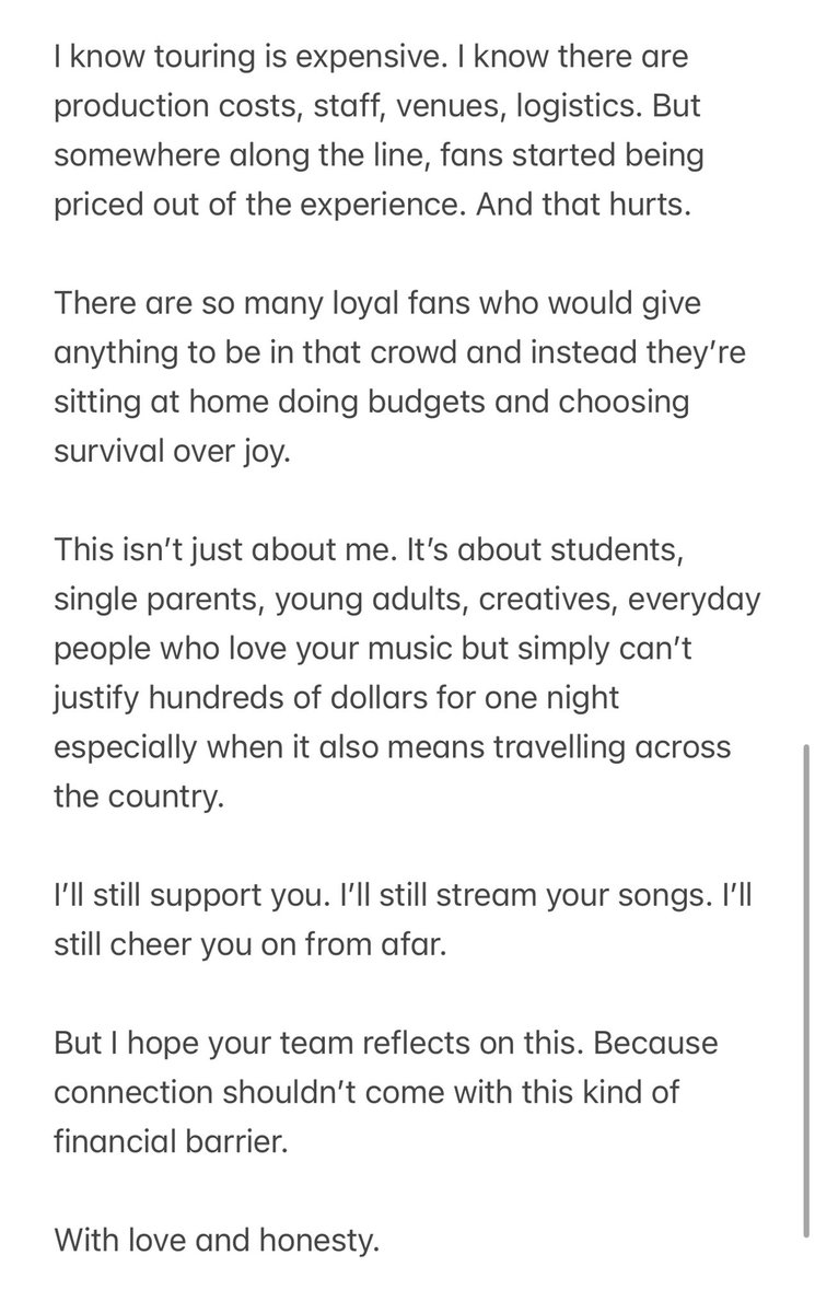 🦋 Brontie 🦋 (@lilbrontosaurus) on Twitter photo 