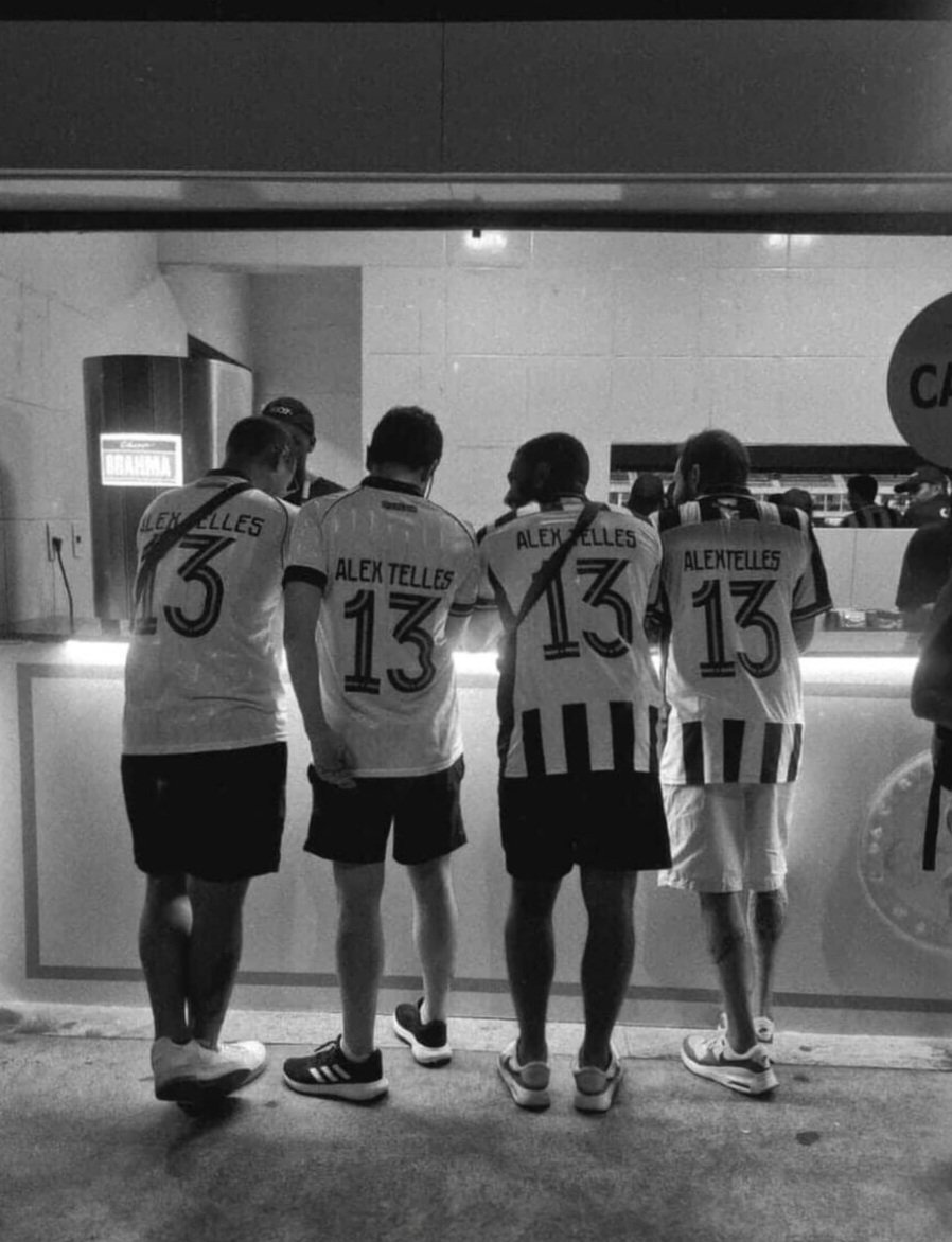 Alex Telles: capitão, gol de título e ídolo eterno do Botafogo de Futebol e Regatas.