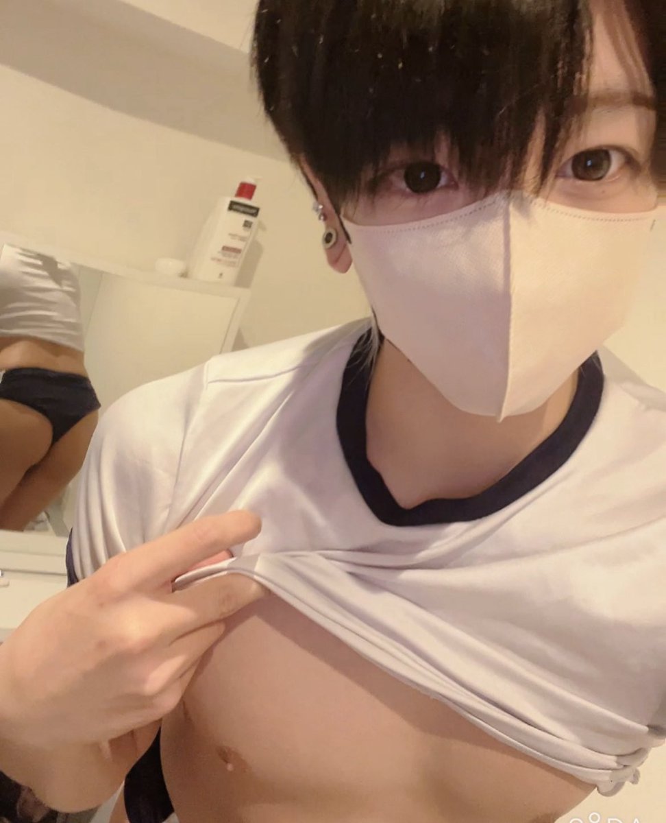 8T1ry's tweet photo. 体操服✖️お尻✖️乳首 https://t.co/fL3Drnvapb
