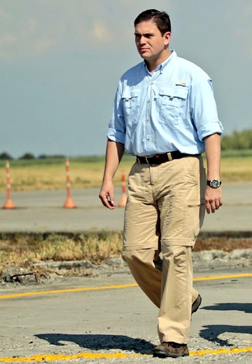 YO CREO en un hombre bueno, preparado y decente. <a href="/PinzonBueno/">Juan Carlos Pinzón Bueno</a> Presidente!