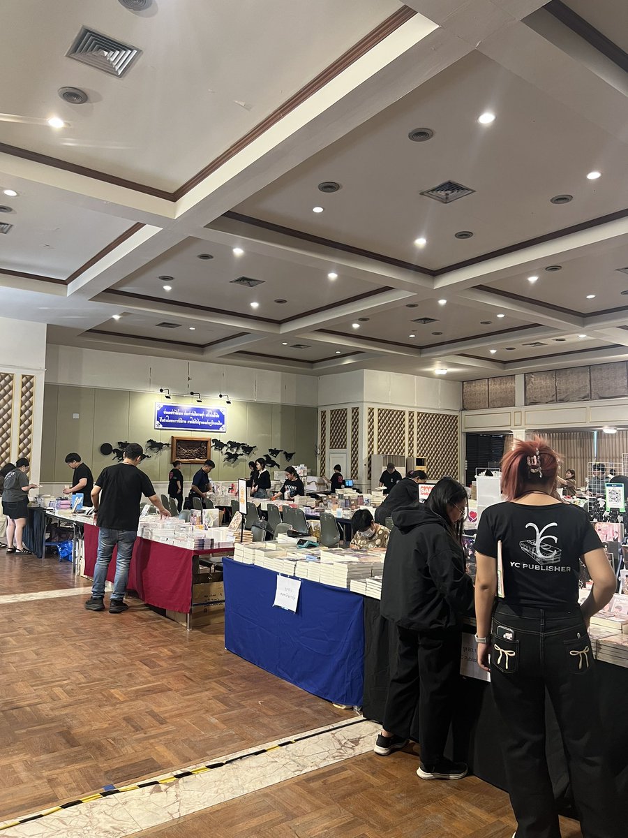 จัดบูธใกล้เสร็จแล้ว รอทุกคนอยู่น๊าาา #BLMarket  #นิยายวาย