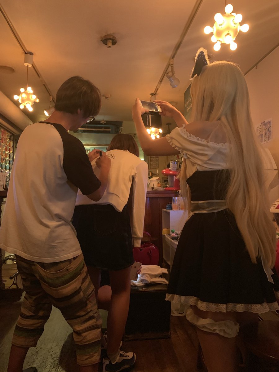 リアル市河さんとあんなさんと蒔子とリアル田口もいるんで来てね。 