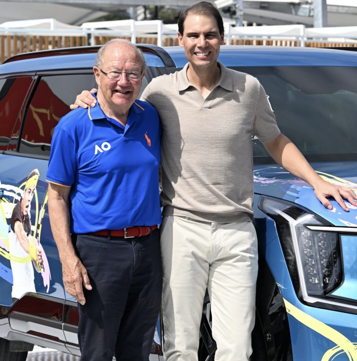 Look who’s back in Melbourne 😍

🇪🇸 Rafael #Nadal will feature in Sunday’s Night of Legends event.
