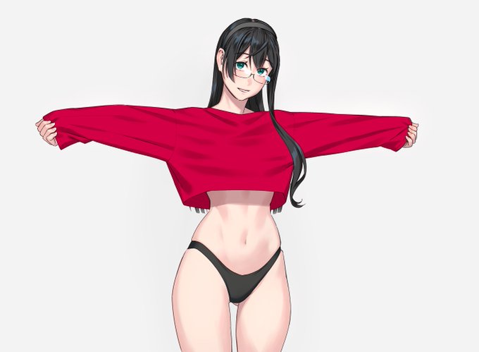 こう、ショート丈トップスでウエストのくびれが強調されるシルエット。侘び寂びとでも言いますか、良いものですよね(ろくろを回すポーズ) 