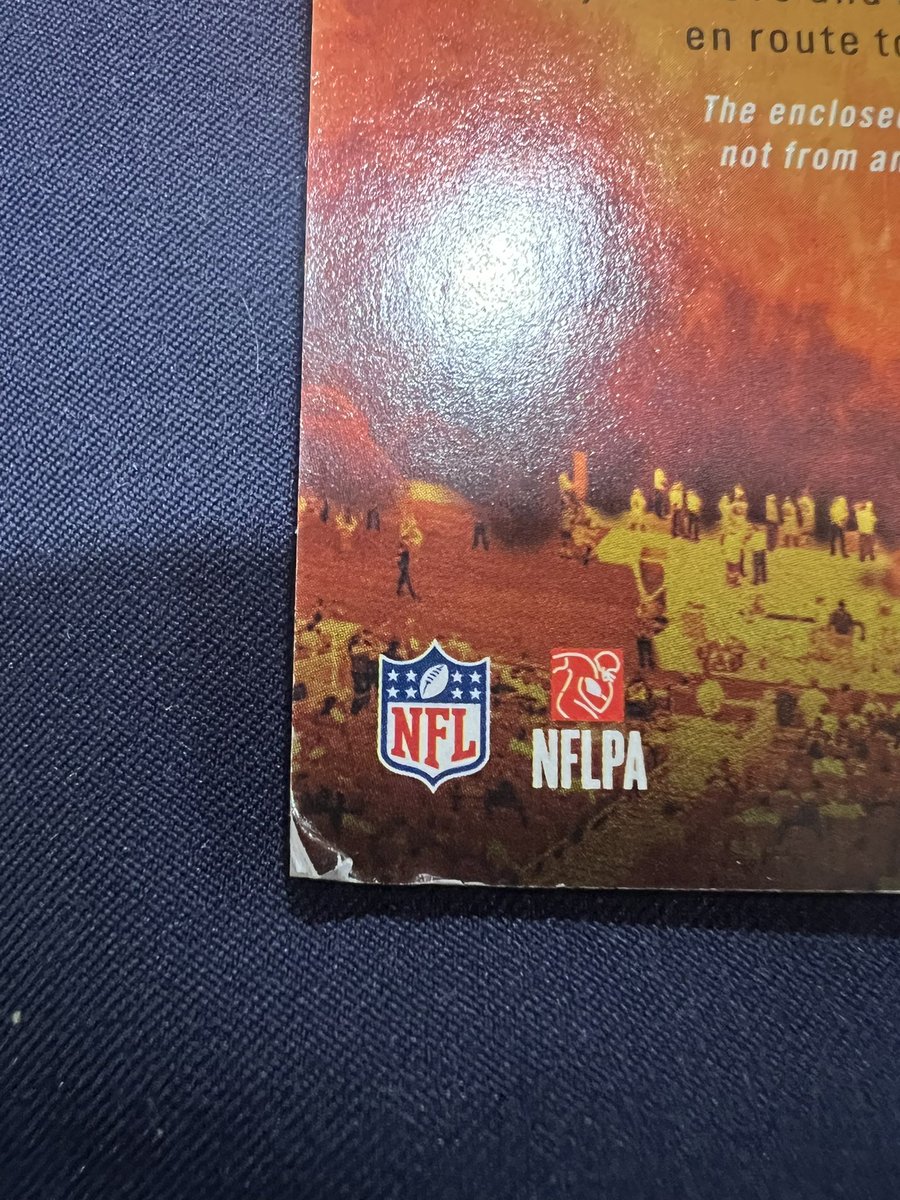 MMADocket's tweet photo. Absolute… what happened? 😐
Mega Box rip and the hit comes damaged out of the pack.
Love the product, but this one’s a straight bummer.
@PaniniAmerica — do you make this right?
@CardPurchaser Anyone else seeing quality issues lately?
#AbsoluteFootball #Panini #NFLCards https://t.co/9G7x5aLPJj