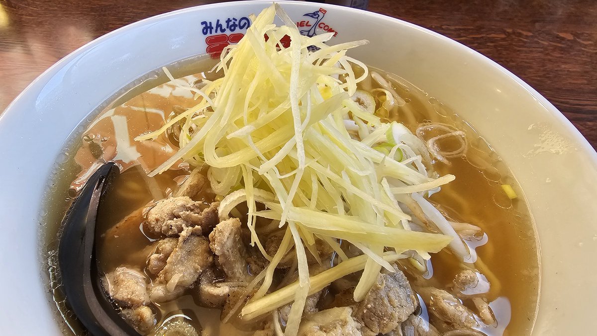 初！生姜ラーメン！！

冒険しょうか迷ったがゲット！！

もう体がぽかぽか！！