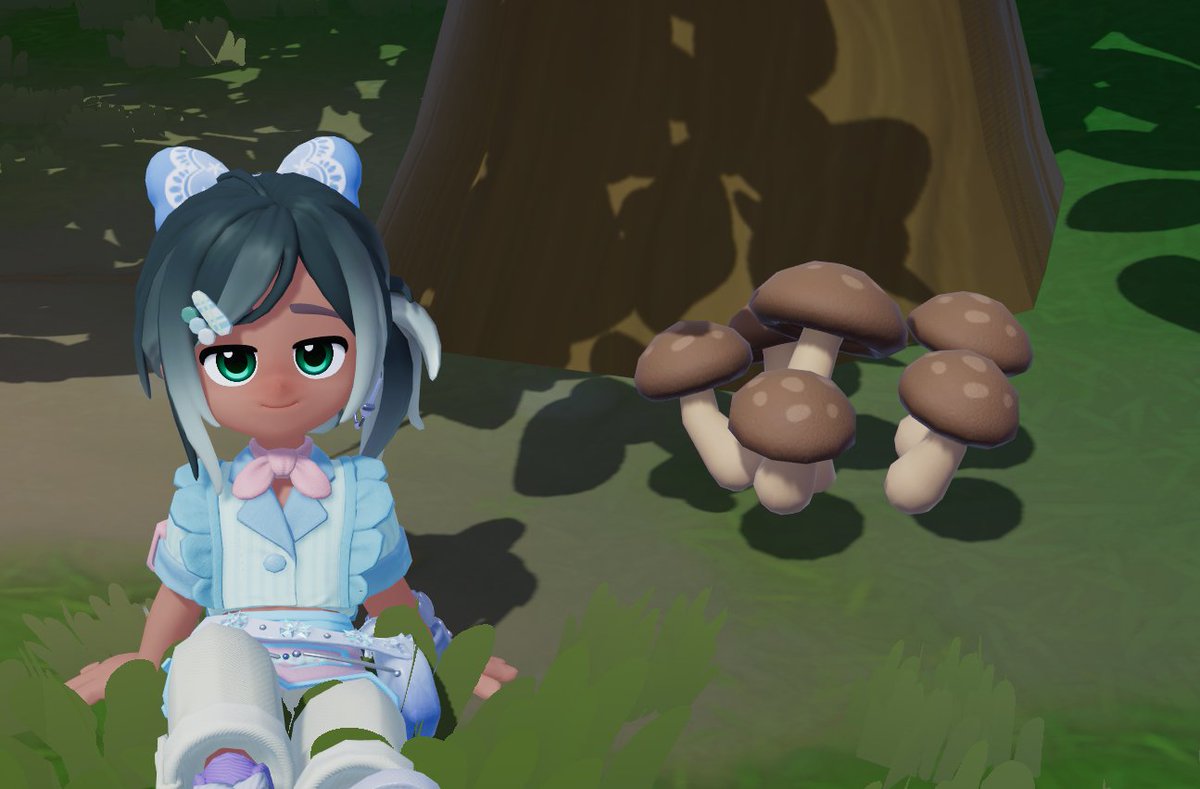 ShockHub's tweet image. went out on an adventure in @MyHeartopia  and found this cute lil guy! #Fungus