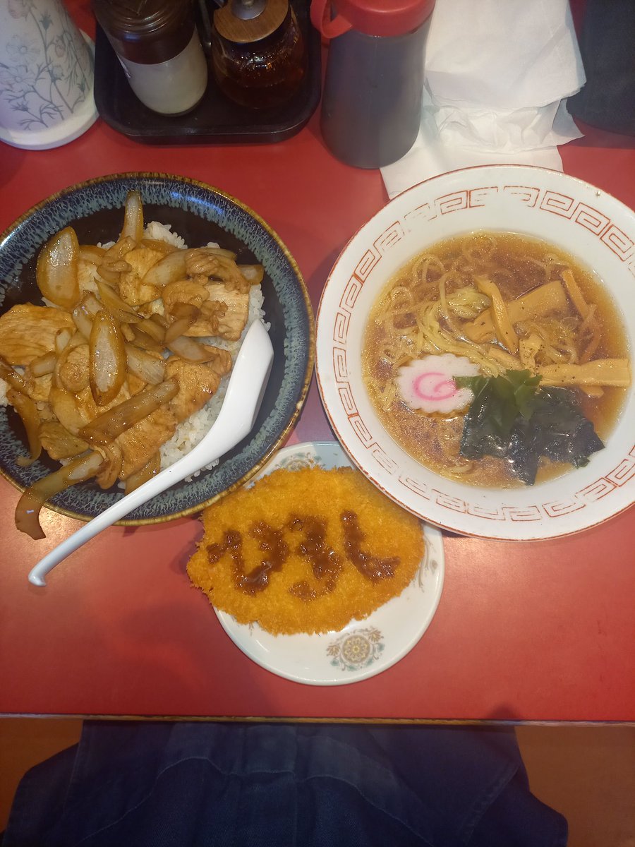 Pink4813's tweet photo. 急性Bランチ食べたい病が発症 https://t.co/FNWtm3ydbN