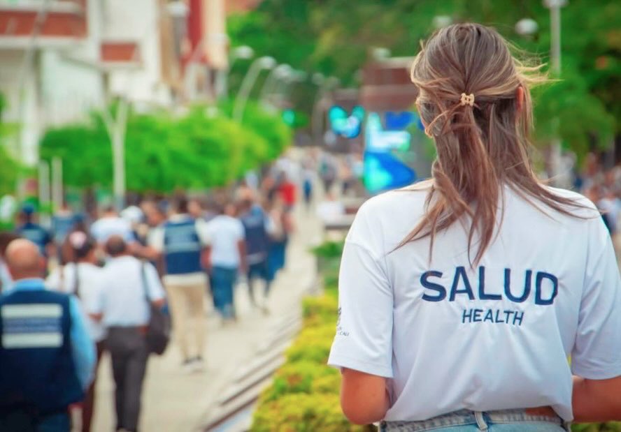 Hoy es “viernes de boulevard” del rio” y allí estuvimos al caer la tarde, tomándonos el espacio En Torno a Tu Salud Mental. 

¡Así recuperamos Cali! En la calle con ustedes caleñas y caleños.