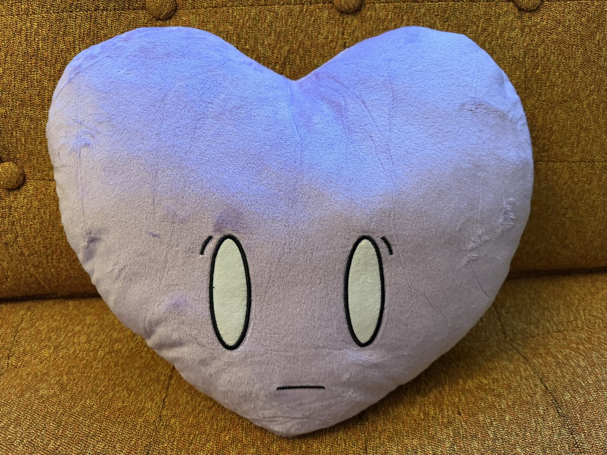 Had an awesome time hanging with <a href="/studiomccann/">Shawn McCann</a> at his art gallery today. We talked art, business, the future, music, Minnesota, web3, you name it 🙏🏼

Will be placing the 2nd <a href="/SharksVending/">Sharks Vending 🦈</a> machine at his spot soon! So cool to meet other people as motivated and excited as I am to