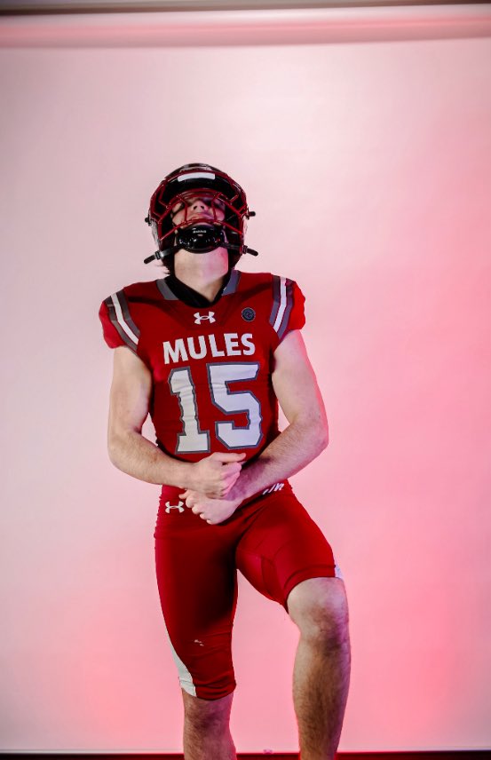 I am blessed to announce my commitment to D3 Powerhouse Muhlenberg College! Thank you to God, family and awesome coaches I’ve had along the way. <a href="/DigInMules/">Muhlenberg Football</a> <a href="/Coach_Frantz/">Greg Frantz</a>  <a href="/collin_feeney/">collin feeney</a>  <a href="/CoachBrianGibbs/">Coach Brian Gibbs</a>