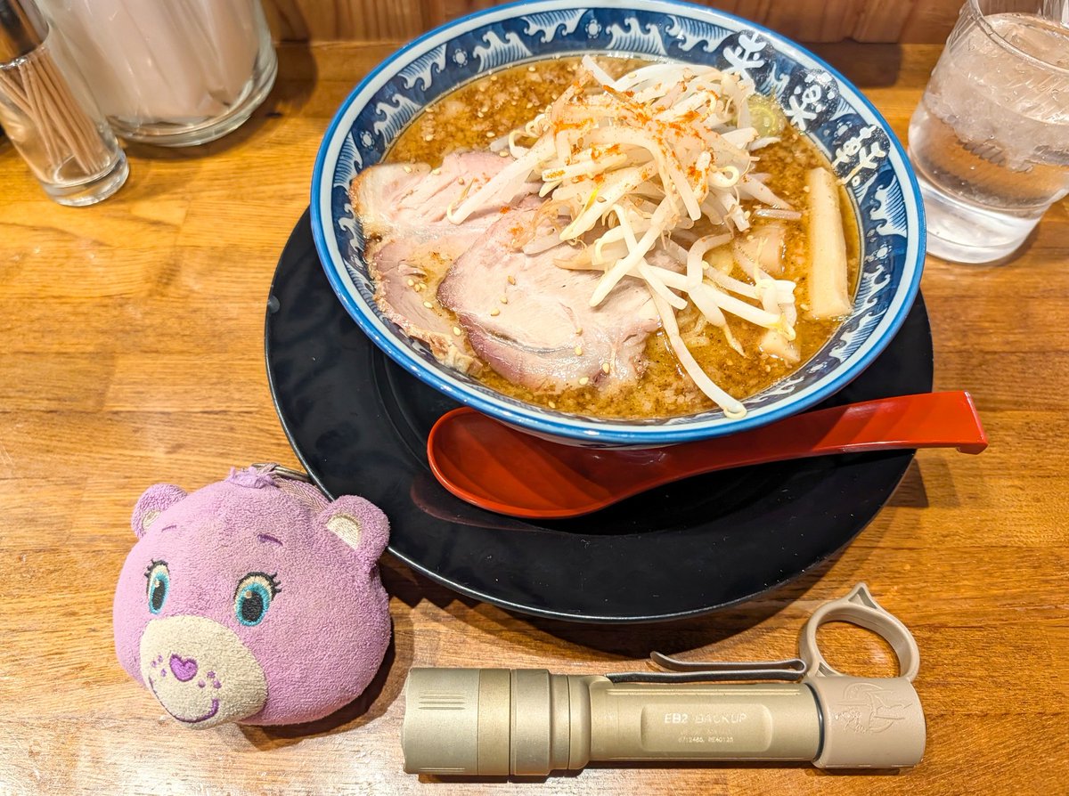 hg4eHPzmvVIEmWD's tweet photo. 味噌ラーメン✨🍜(´-(ェ)-`;)♥️🦸
#メシアンドライト #SUREFIRE #EB2 #BackUp #Thyrim #Swichback #シュアファイア https://t.co/TrW790Jthn