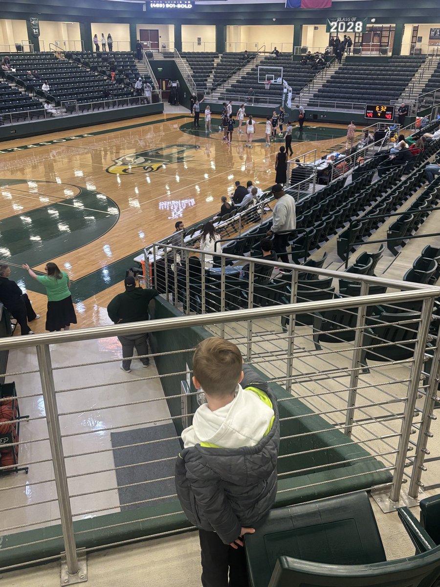 Tyler Moore tweet media