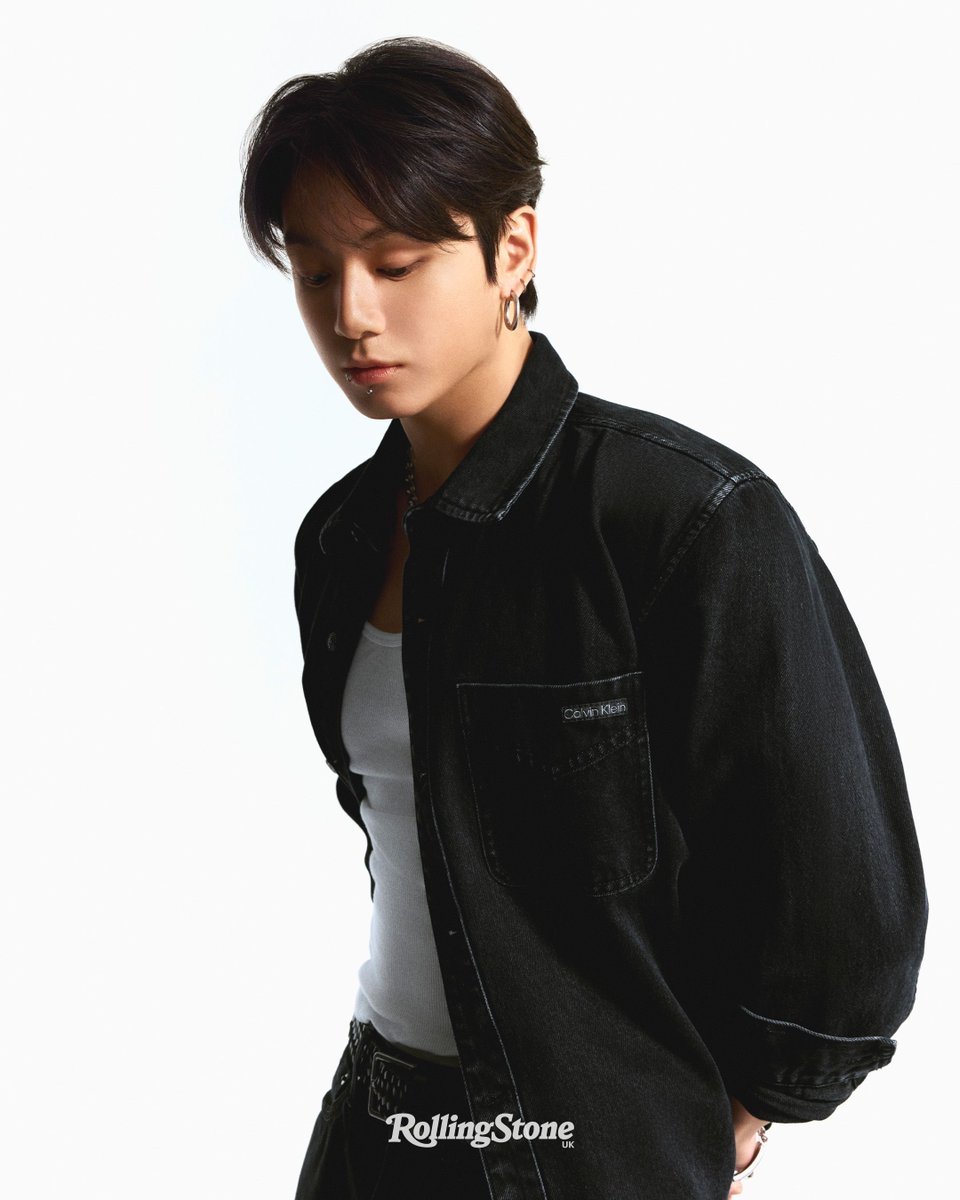 “I’ve always pursued change. I want to be an artist who doesn’t get dragged by the flow, but creates the flow." Issue 26 with Jung Kook is on sale now: tinyurl.com/29b7fdr8