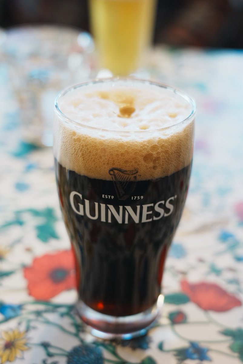 今日のおビール。昼から酒や…