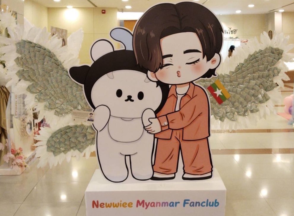 Happy Birthday to our Phor Phor <a href="/new_thitipoom/">Newwiee</a> ♡ ⋆.𐙚 ̊ 🪽 
We hope this gift can bring a smile to you

Thanks for always your help
<a href="/newwieeland_FC/">🪶 NEWWIEE.LAND ✨️</a> <a href="/HelloThirteen_/">Helloเทอร์ทีน (กับข้าวนิววี่)</a> <a href="/Mm0d04/">💙~m0d~💙 หม๊ามี๊ของนิววี่</a> 💕

Light Wings for NEWWIEE 

#Newwiee 
#Newwiee33rdWhiteReverie 
#Happy33rdNewwieeDay