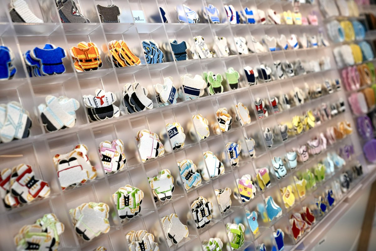 ✦‧₊˚ マイドールワッペン ˚₊‧✦
どこで作れるの？🧵💖

╭──────────────╮
　全国POPUP開催中✨
　※ご好評につき延長あり🎶
╰──────────────╯

✧ 東京｜常設
📍 My fave Café 新大久保

✧ 大阪｜POPUP ～2/28予定
📍 あべのand 3階

✧ 福岡｜POPUP ～2/25予定