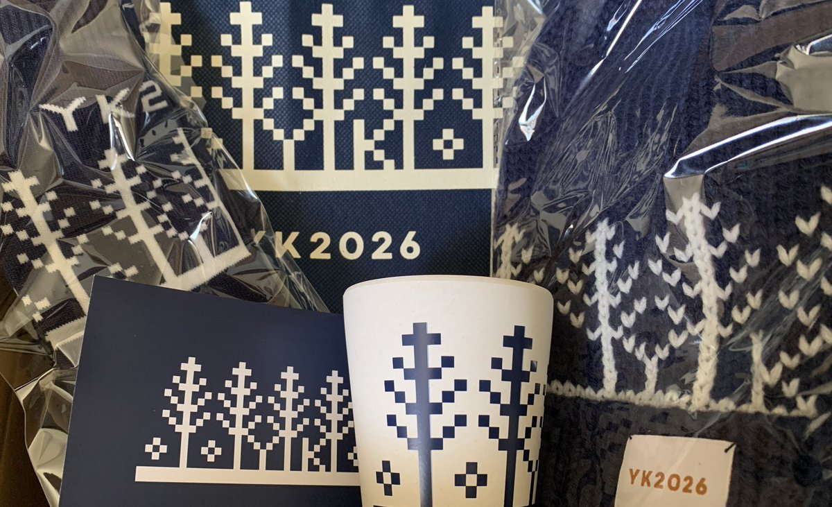 kakko_kari201's tweet photo. お年玉的なグッズ
開封致しましたー
これでお寒い日々を乗り切ろ〜
巾着袋もよいですね♪
#FJS
#YKL
#YK2026 https://t.co/El5bITIMar