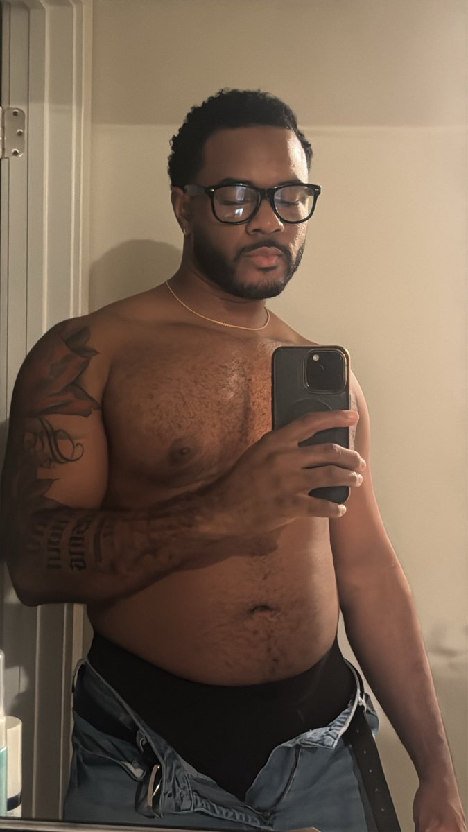 chasingjamal's tweet image. 🤓