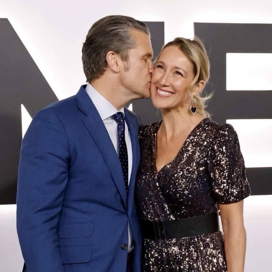 PeteHegseth's tweet image. Happy Birthday to my Jenny, the love of my life. Grateful to God for you, every single day.