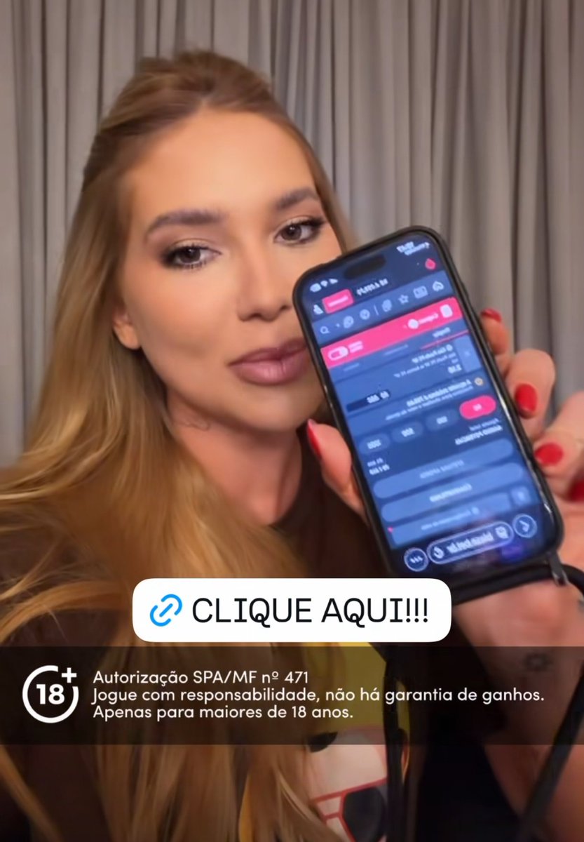 ehsegredx's tweet image. Ela fazendo publi da Blaze com a camisa do Chico Science #pqp