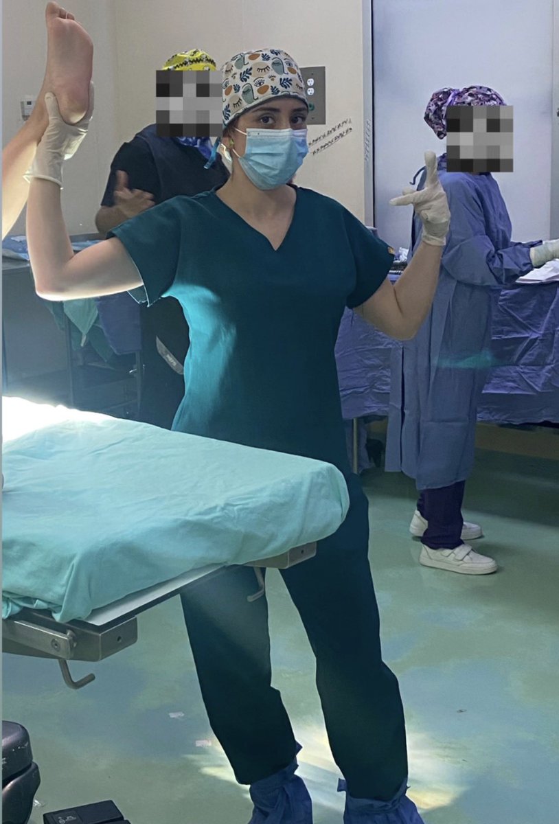 EslinnaP's tweet image. Frases que llegaron demasiado lejos, hoy  cargando piernas como si nada