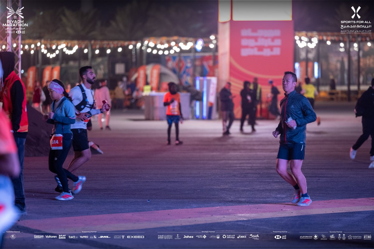 Saudi_SFA's tweet photo. طاقة وحيّوية بتمارين الإحمـــــاء استعدادًا لخط البـــــداية 😎🏁 https://t.co/Tw6ydHsxA7