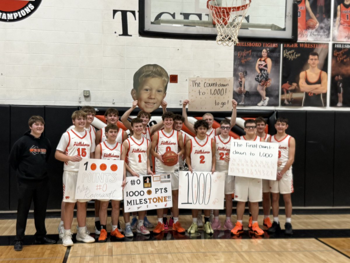EthanKnower's tweet photo. Congratulations to Hillsboro senior Miles Ravenscroft on getting to 1000 points tonight against conference rival Wonewoc. He finished with 32 in a Tiger win. @WisBBYearbook @ColtonWilson23 @MikeTbaker13 @NBGX3Media https://t.co/FDduvG7jjN