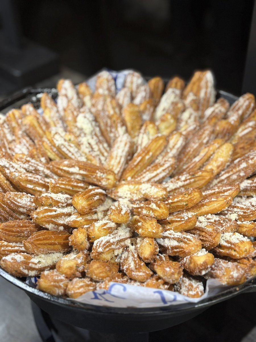 Chef Philip Thompson tweet media