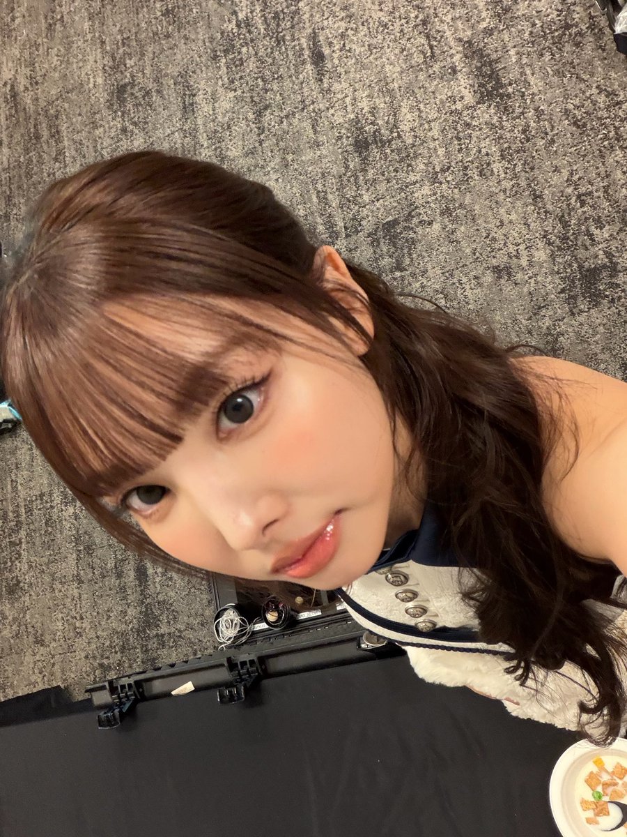 ✮ (@imnayeonsy) on Twitter photo 