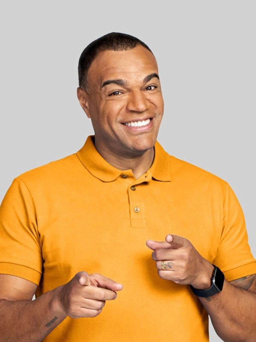 Dia 2 – Desmentindo os saudosistas
Esse aqui não podia ficar de fora da nossa série. O maluco era ruim com força. Volta e meia fazia um drible ou um gol bonito, mas nunca decidiu nada. O famoso triatleta: corre, pedala e… nada.
• Nunca teve números bons em nenhum clube e jamais