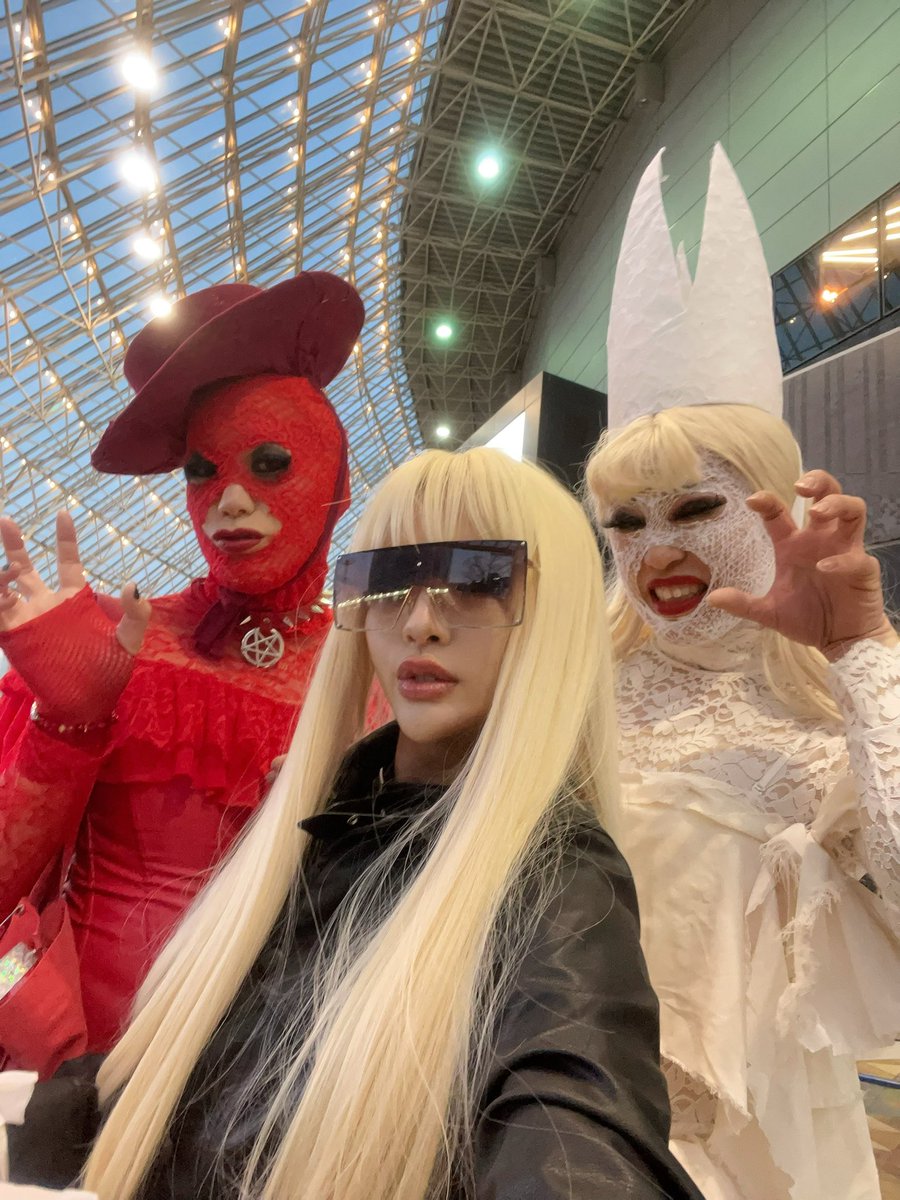 1484rami's tweet photo. #ladygaga https://t.co/5MJP4AaazL