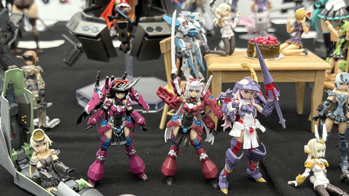 ハンドスケールマガツキ、ファレホ筆塗りで仕上げました。たのしむ展のハンドスケール大集合で並べさせてもらいました🤗

 #今月作ったプラモ晒そうぜ