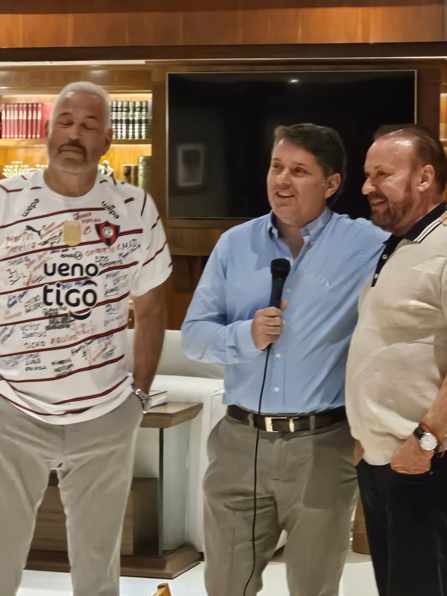 ENCARO🇵🇾📈💻🖥🎬⚽️ tweet media