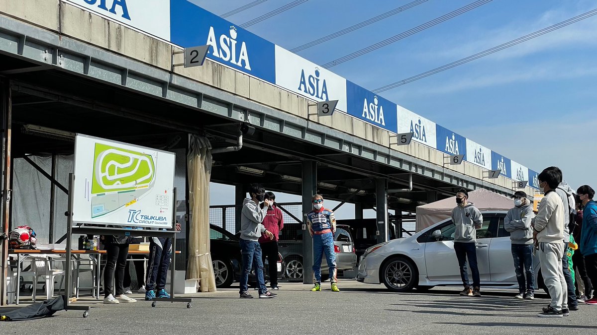 次回のアンパラレルド走行会の予定です！🏁
今年も色々な場所で開催予定ですのでチェックしてください。

いつもの通りアンパラ方式 インアウト自由

📅 3月27日（金）
📍 エビスサーキット 東コース
テクニカルで走りがいのあるレイアウトが魅力の東コース。
