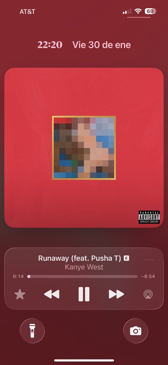 ArnzLAF's tweet photo. Gracias kanye west te amo, por ti le hecho ganas a la vida ❤️ https://t.co/rLAjYBjmjz