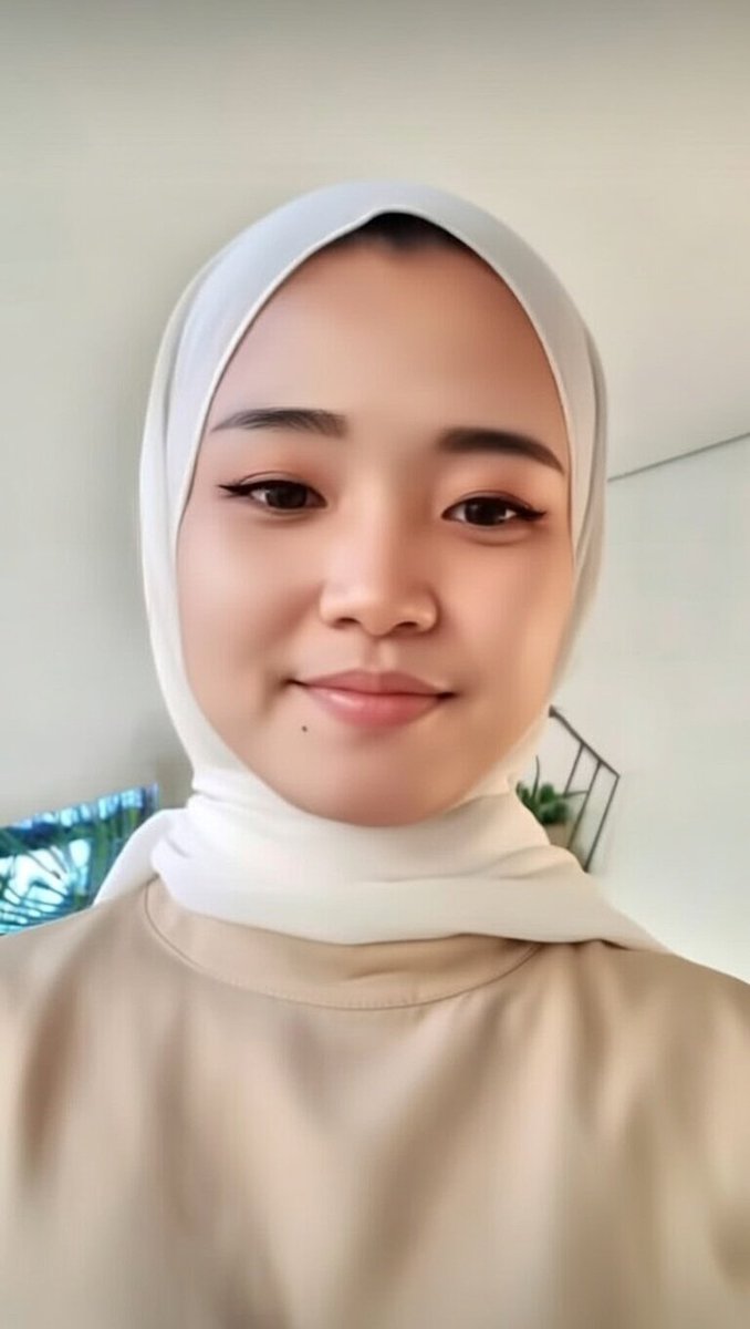 niuniuset's tweet photo. Dipakein hijab terus dipejuhin manteb jga https://t.co/2mnHLhal4o