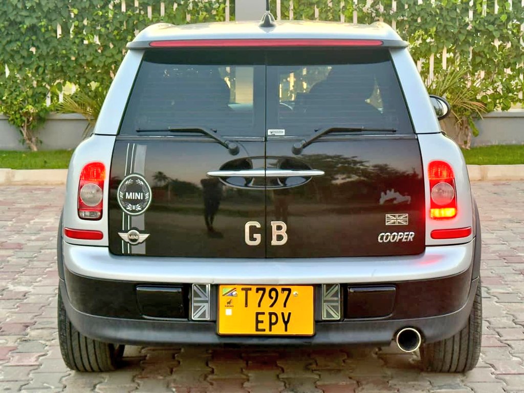 Eng_Matarra's tweet photo. MINI-COOPER (New Model) 🔥🔥🔥

REG" #EPY

▪️Cc. 1300
▪️Full Ac 🌧
▪️Low Mileages 
▪️Gari mpya kabisa
▪️Full Documents ✅️ 

#BEI - MIL 15.8

IPO DAR 

CALL 📞 📲-0793022184
WHATSAPP-0719542184 https://t.co/OCSfFvsRFr