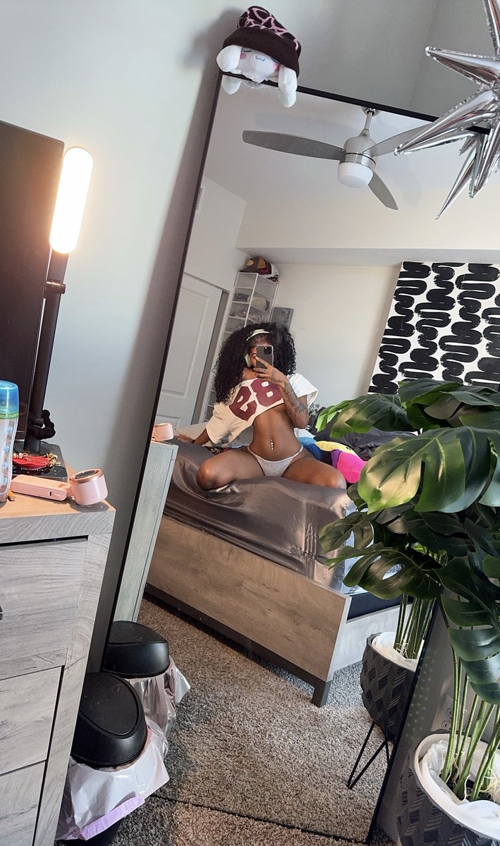 my eyes are closed i see u the most