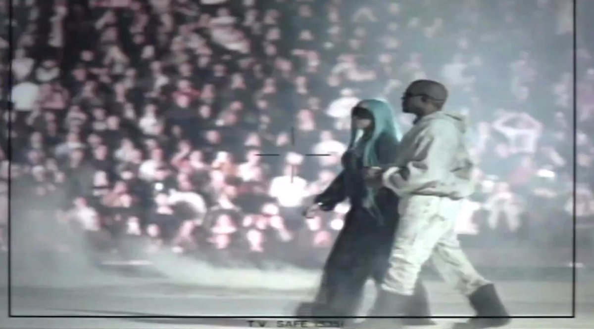 Ye and North West just performed the best concert of the 21st century wow..🥹