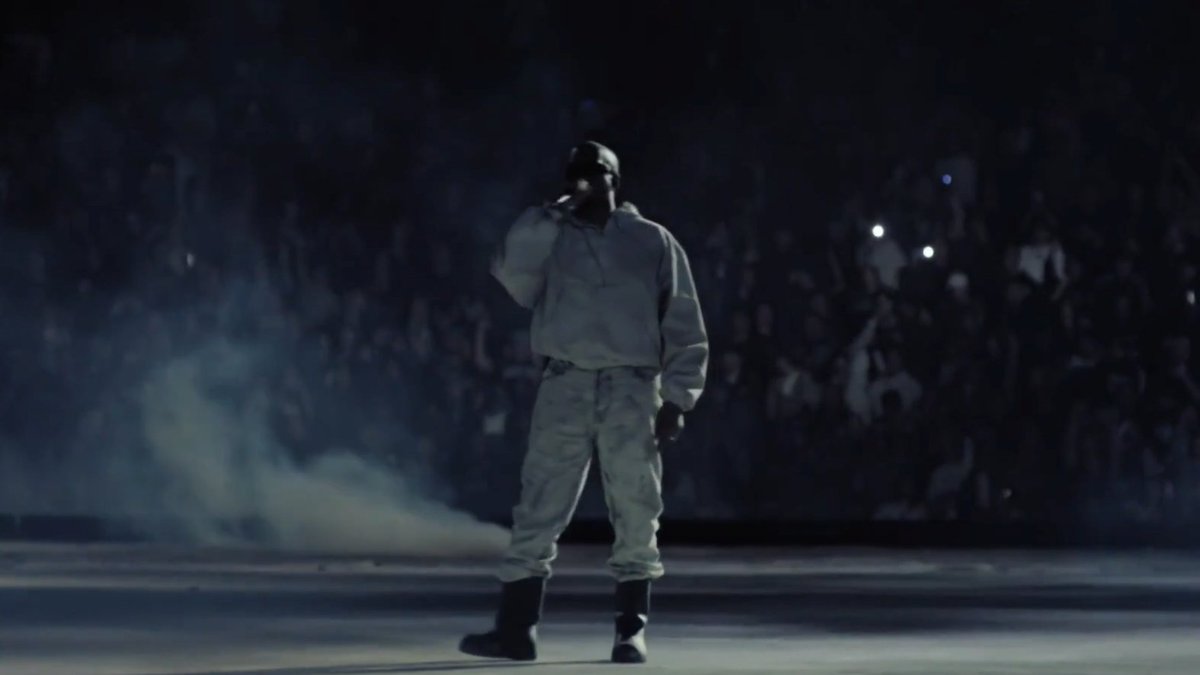 YE

LIVE IN MEXICO 🇲🇽
(NIGHT 1) 

FULL SETLIST 📝

▫️ Heartless
▫️ Can’t Tell Me Nothing
▫️ N***** In Paris
▫️ Mercy
▫️ Blood On The Leaves
▫️ On Sight
▫️ Black Skinhead
▫️ POWER
▫️ Bound 2
▫️ Say You Will
▫️ STARS
▫️ Only One (with North)
▫️ Talking (with North)
▫️ BOMB (with