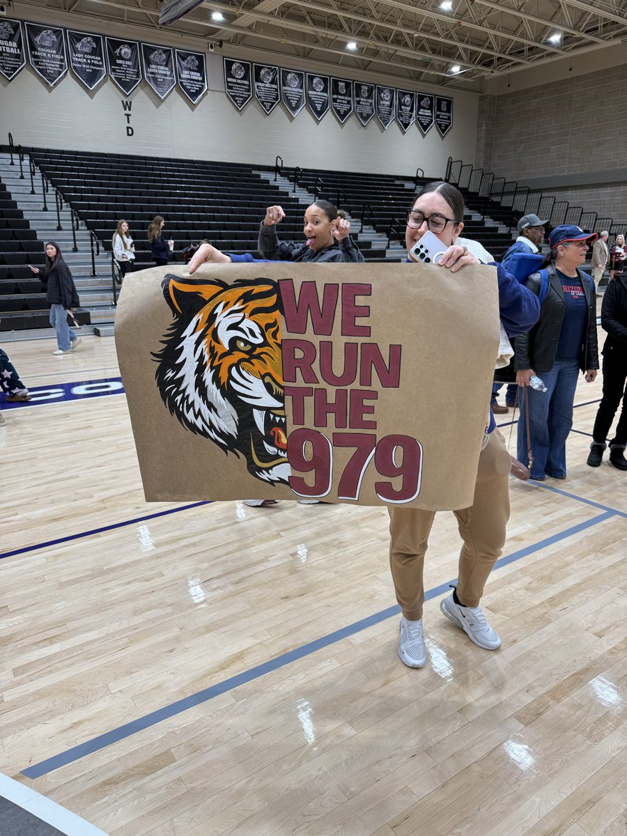 JC_Consolhoops's tweet photo. Big overtime win tonight in the showdown! https://t.co/KHotVf0QIn