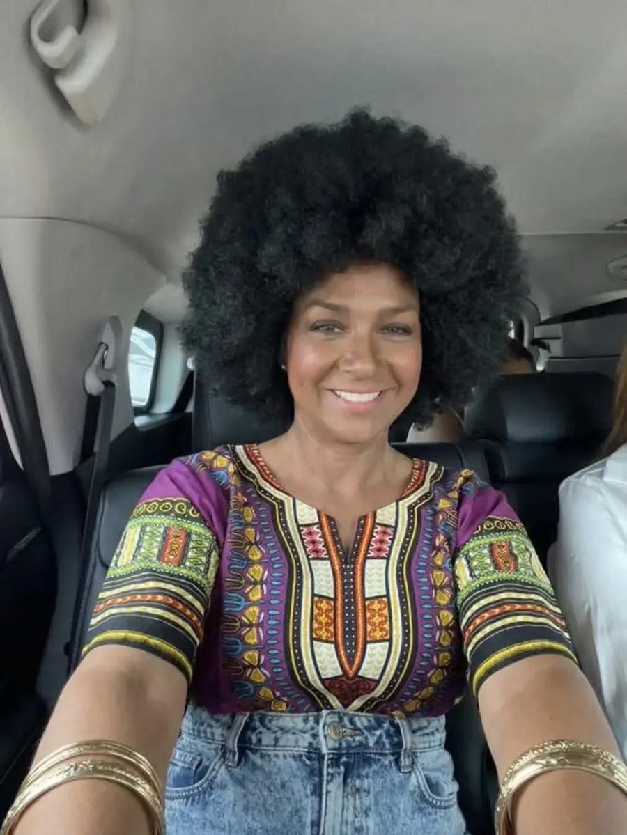 DanielaHuertasB's tweet image. Vicky Dávila yendo al Choco