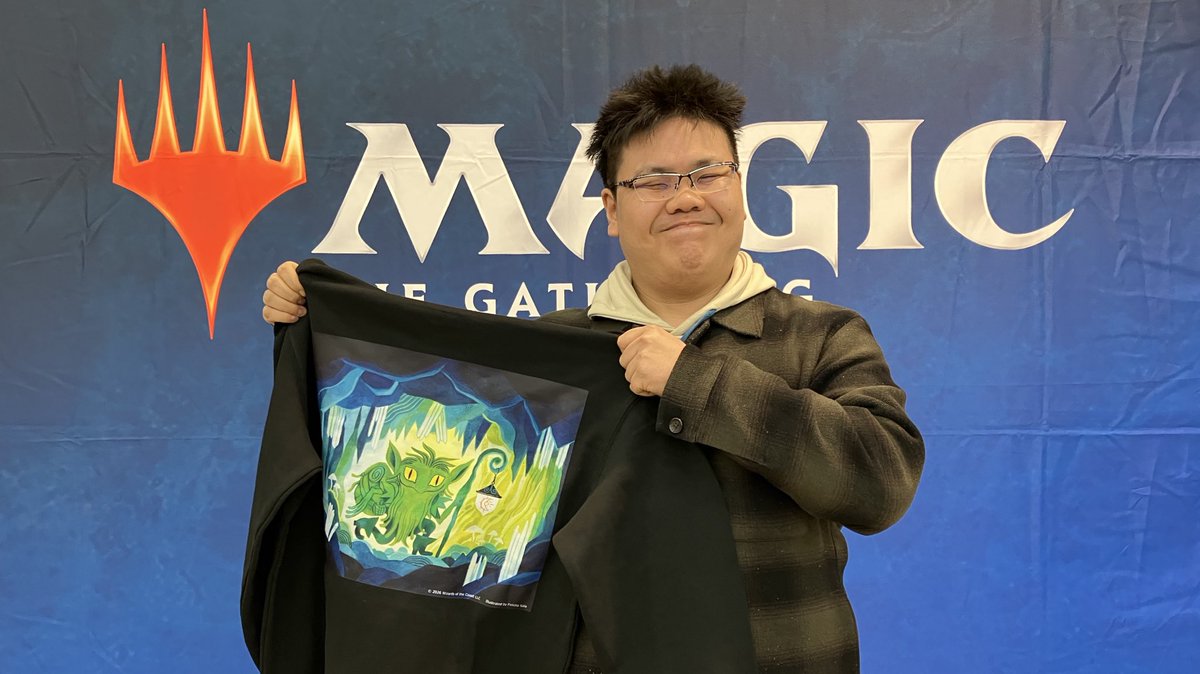 マジック大戦祭 2026 KOBE 40スタンプ景品 パーカー 《易変の探検者