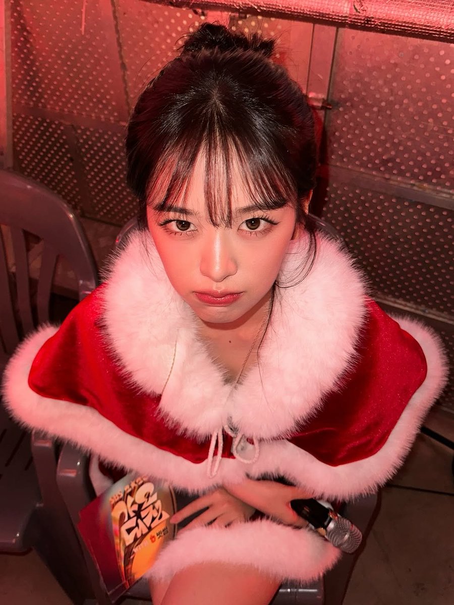 진짜 유진이랑 똑같이 생김 쥰내 ㄱㅇㅇ..