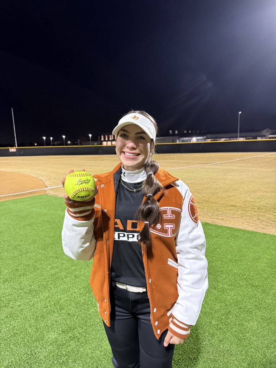 Makenna Castillo 2027 tweet media