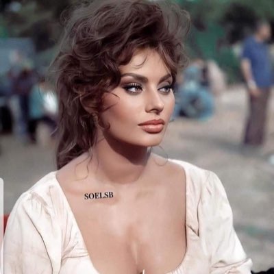 nahlaaali666's tweet photo. #صورة_جديدة_للملف_الشخصي https://t.co/CyB79jjBAL
